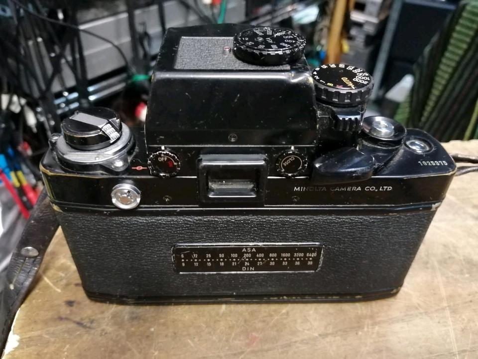 MINOLTA X-1, Analog-Kamera + MINOLTA MC ROKKOR Objektiv!!!