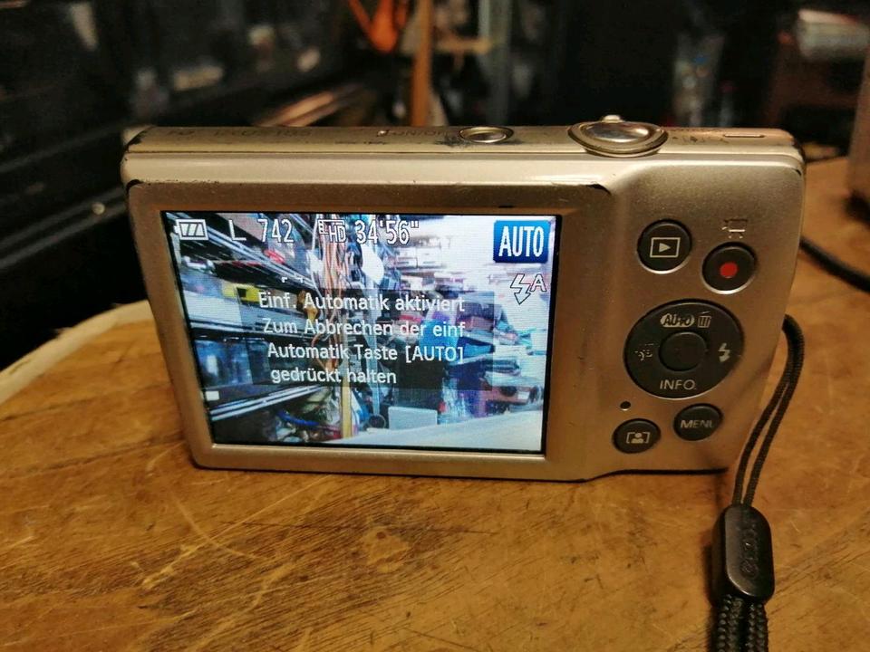 CANON IXUS 185, Digital-Kamera mit Zubehör!!