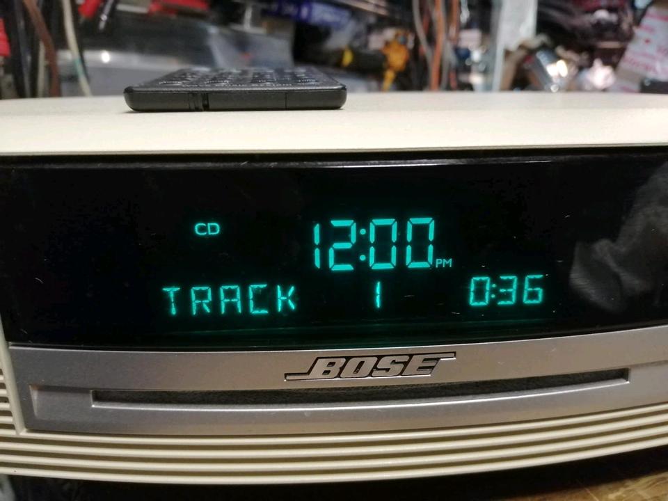 BOSE AWRCC4 Wave Music System, mit Original-Fernbedienung!!