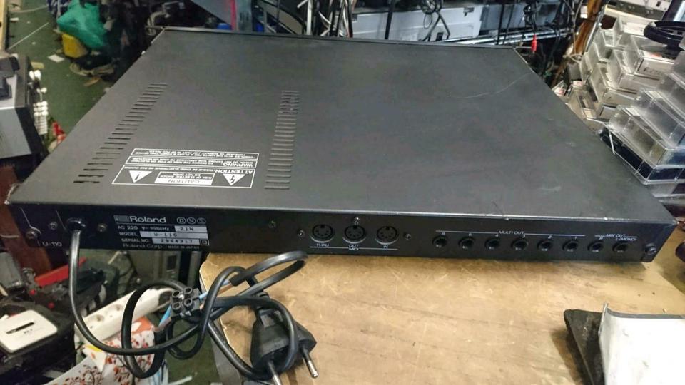 ROLAND U-110 PCM Sound Module