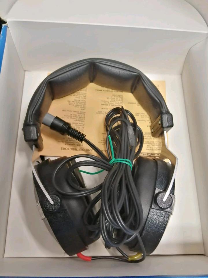 BEYERDYNAMIC DT220, dynamische Kopfhörer, 5poliger Stecker!!