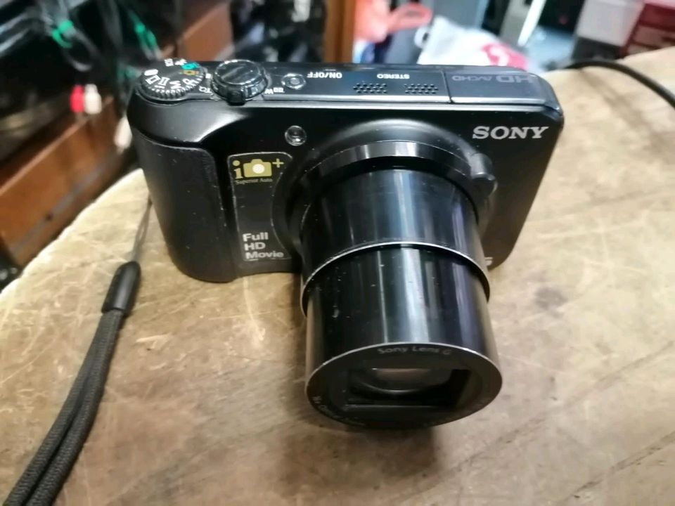 SONY Cyber-Shot DSC-HX10V, Digital-Kamera mit Zubehör!!!