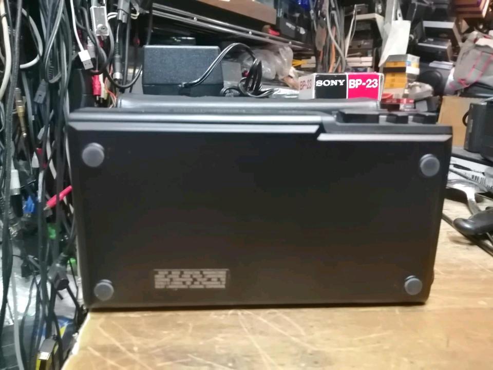 SONY WM-D6C, Walkman + SONY BP-23 Batteriefach!!