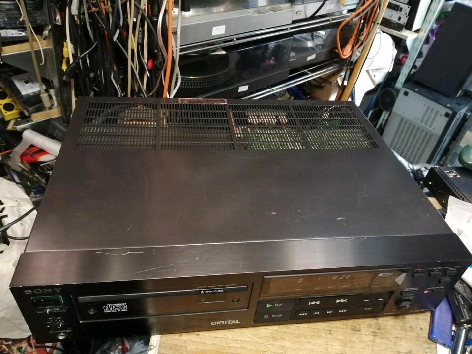 SONY CDP-501ES, CD-Player OHNE Fernbedienung, guter Zustand!!