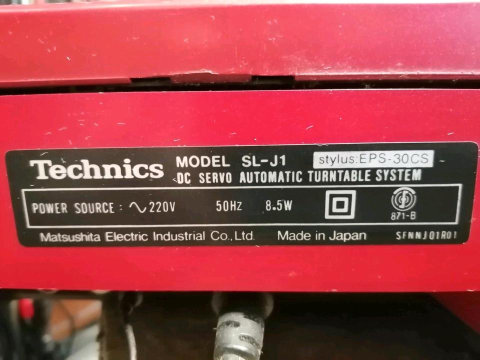 TECHNICS SL-J1 Plattenspieler + TECHNICS P30S Nadelsystem!!!