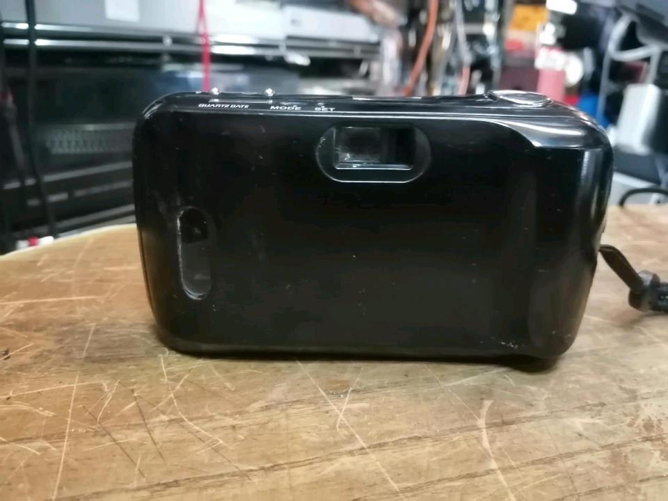 OLYMPUS Mju-1 Analog-Kamera mit 2 Displays, DEFEKT!!