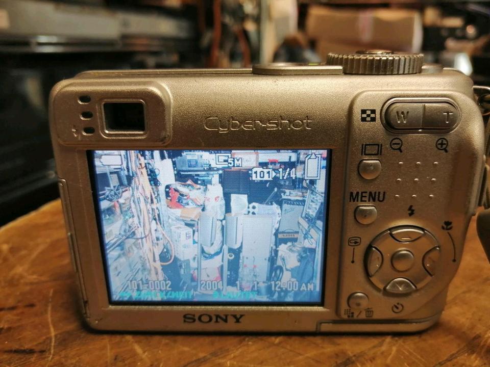 SONY DSC-W1, Digital-Kamera mit 1 Speicherkarte!!!