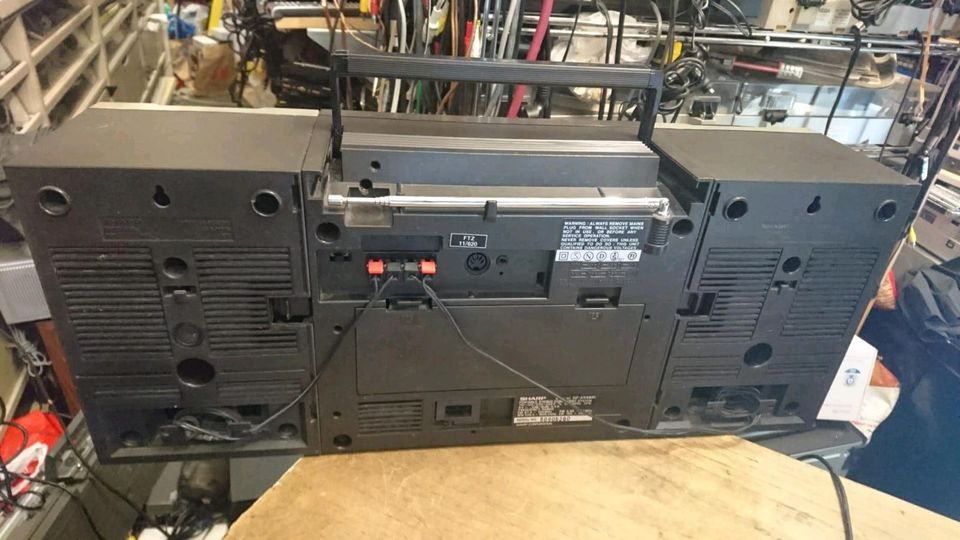 SHARP GF-A1H(BR), Radio-Cassetten-Recorder, etwas DEFEKT!!