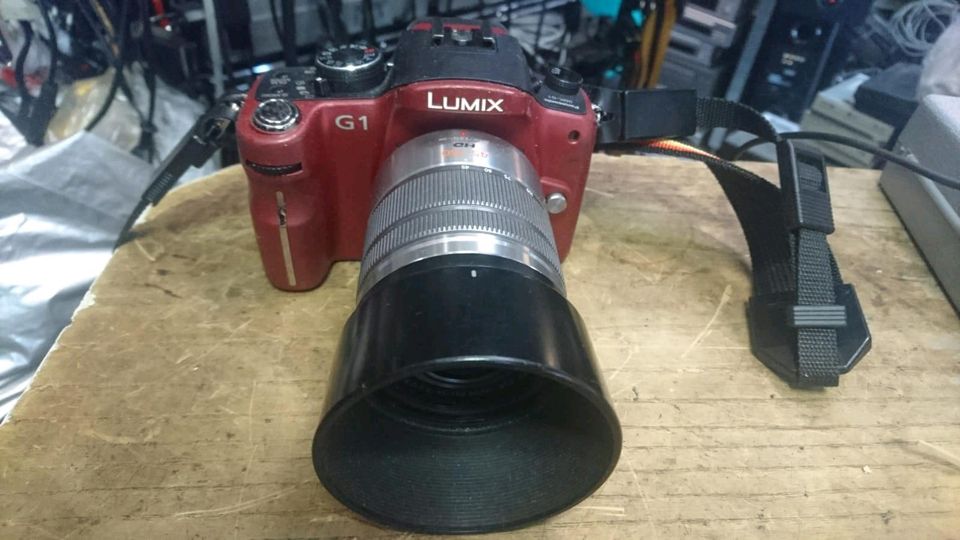 PANASONIC DMC-G1 "LUMIX" Digitalkamera mit Objektiv + Zubehör!!
