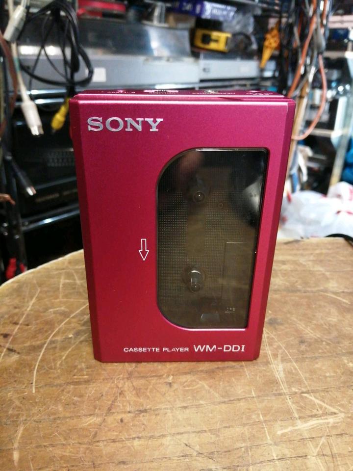SONY WM-DDI, Walkman OHNE Adapter, DEFEKT!!!