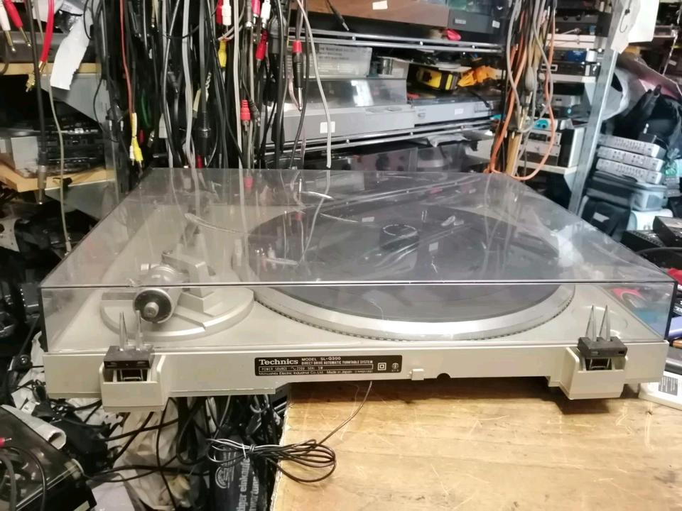 TECHNICS SL-Q300 Plattenspieler + EPC-P30 Nadelsystem!!!