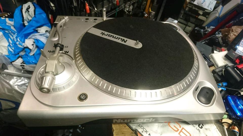 NUMARK TT 1650, DJ-Plattenspieler OHNE Nadelsystem!!!