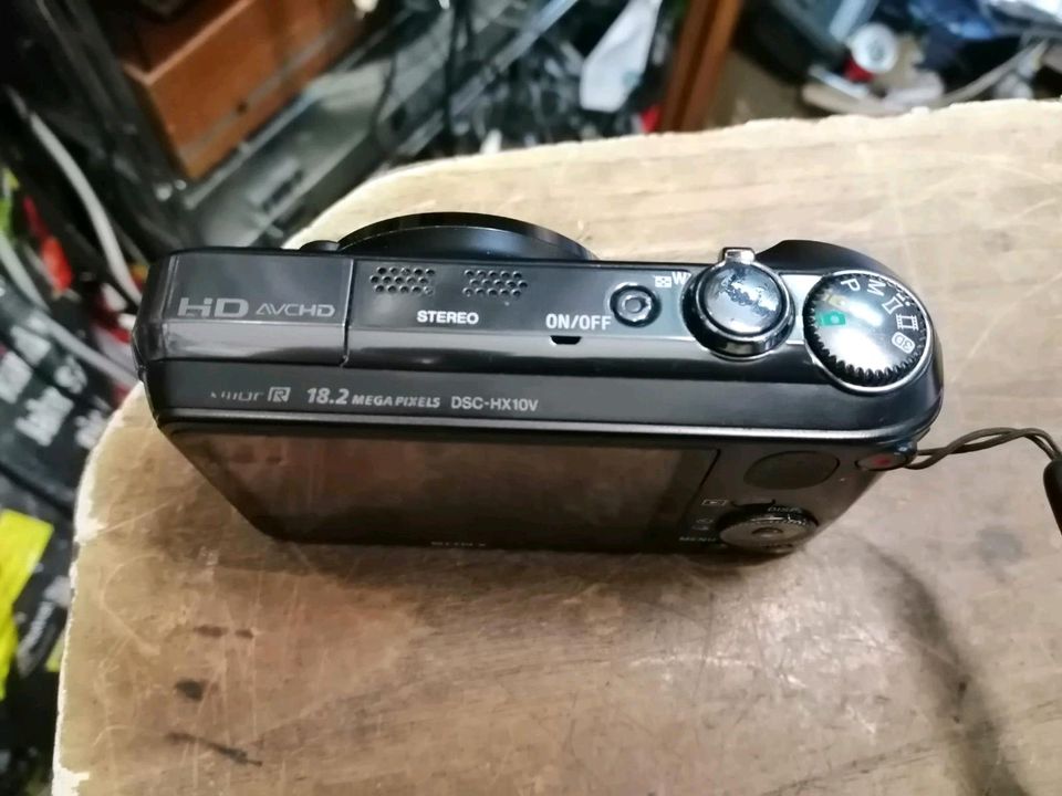 SONY Cyber-Shot DSC-HX10V, Digital-Kamera mit Zubehör!!!