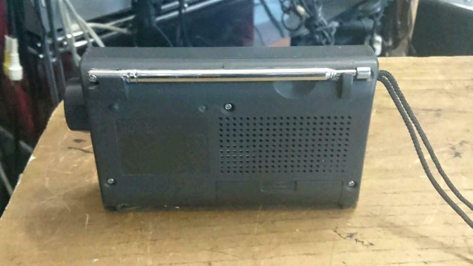 SONY ICF-M260, kleines Radio, FM/AM PLL Synthesized