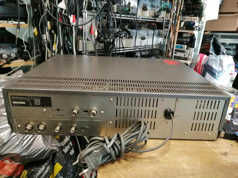 SONY BETAMAX SL-C24 PS, Videorecorder, etwas DEFEKT!!!