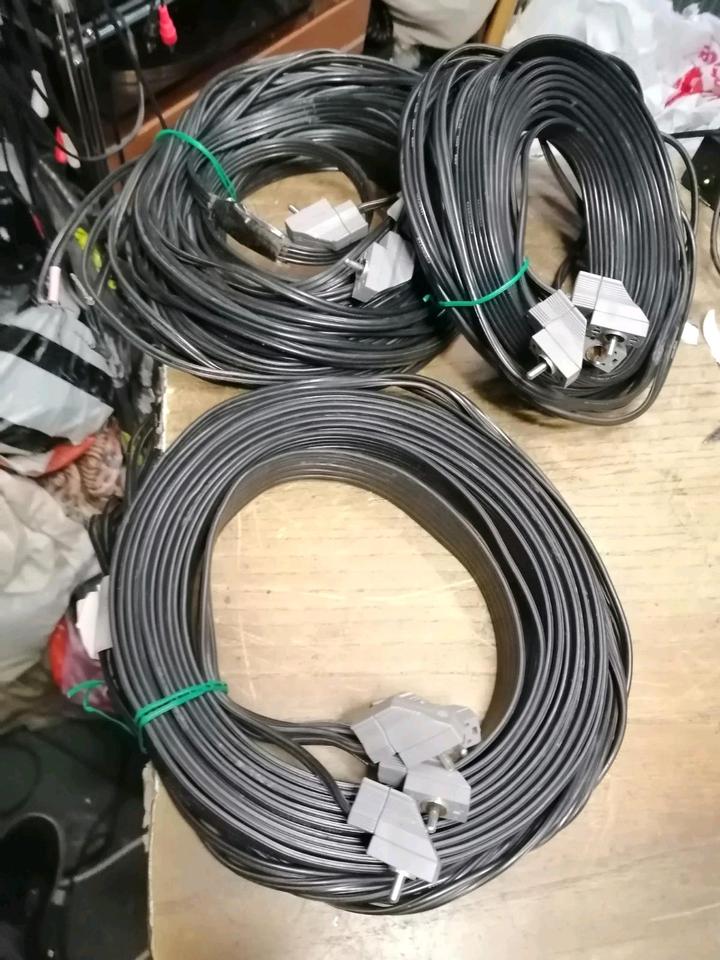 3 Lautsprecherkabel awm 2468 vw-1, 18 ang unielec, guter Zustand!