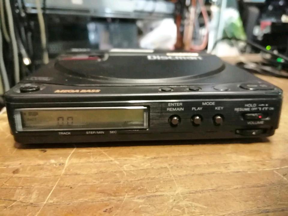SONY D-99, Discman/CD-Player, DEFEKT!!