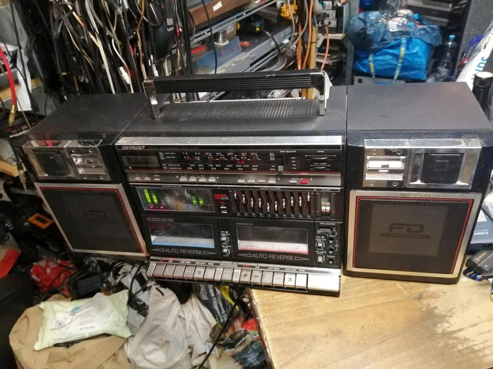 SHARP WF-939Z(BK), Ghettoblaster, etwas DEFEKT!!  XXXXXXXXXX
