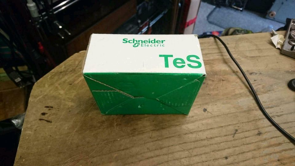 3 neue SCHNEIDER ELECTRIC GV2ME073, Motorschutzschalter NEU & OVP