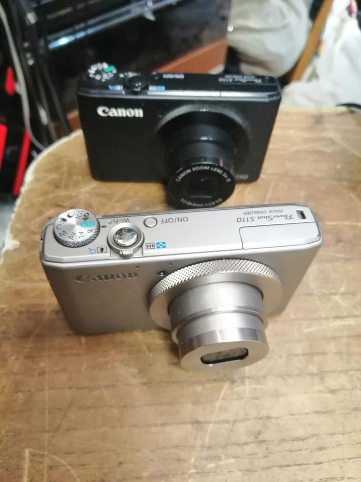 CANON POWERSHOT S110 (2 Stück) 1x silber, 1x schwarz, DEFEKT!!!