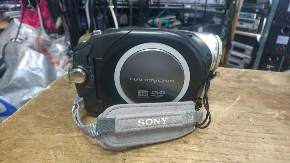 SONY DCR-DVD92E, Videocamera mit Zubehör!!