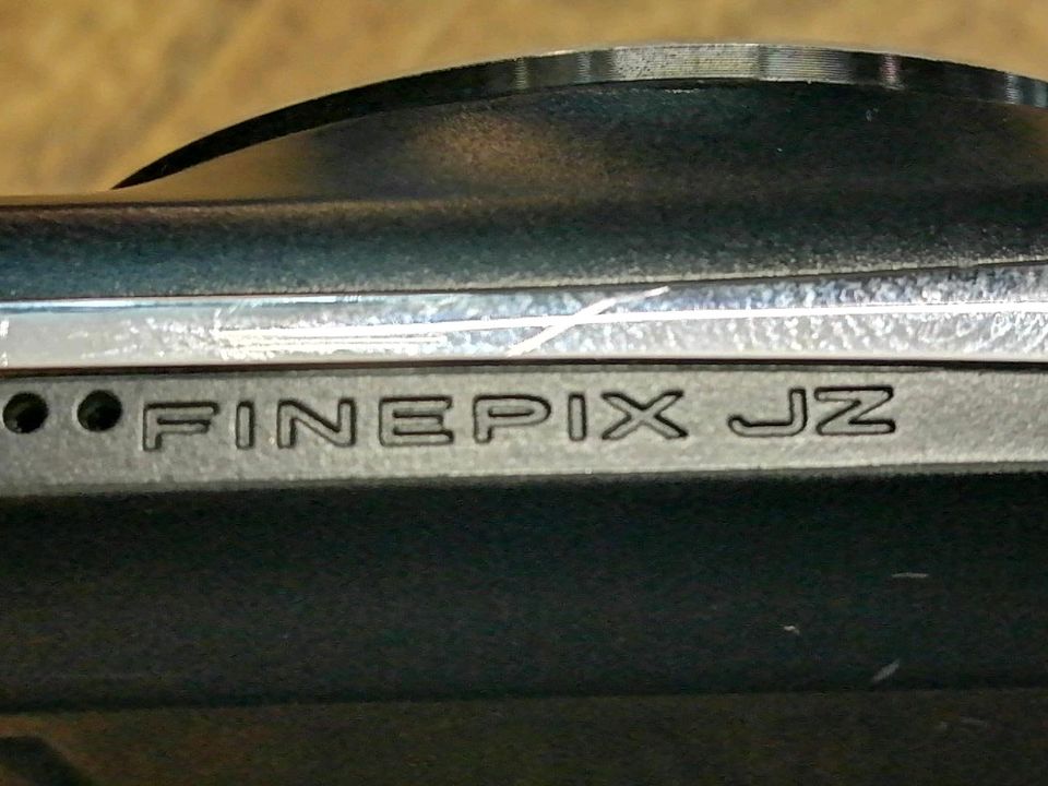 FUJIFILM JZ110 Digital Camera FinePix, Digital-Kamera mit Zubehör