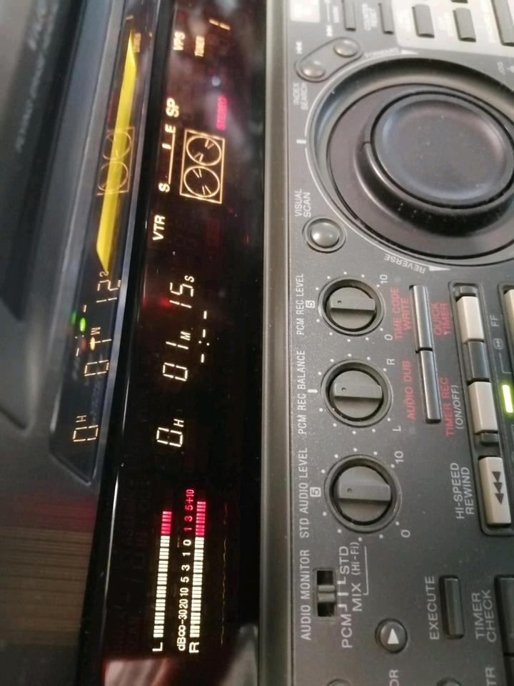 SONY EV-S9000E VC, Videocassettenrecorder Hi8 und Video 8!!