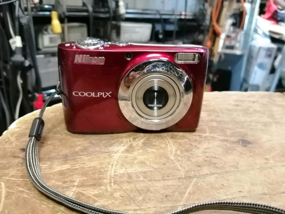 NIKON COOLPIX L22, Digital-Kamera, guter Zustand! Rot!!!