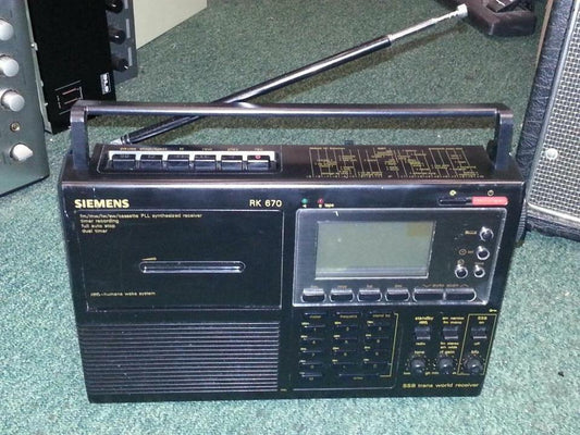 SIEMENS RK 670; Radio-Cassettenrecorder