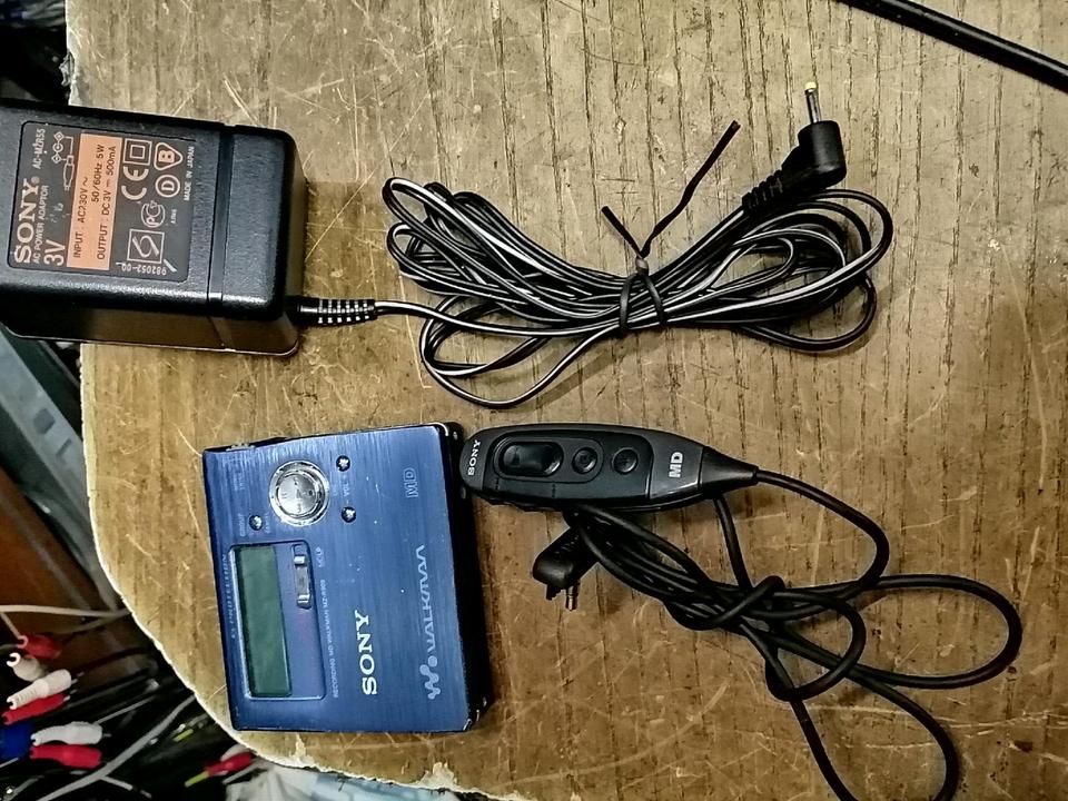 SONY MZ-R909, MD-Recorder + RM-MZR30MP Fernbedienung!