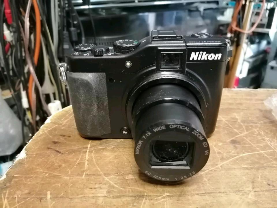 NIKON COOLPIX S7000, Digital-Kamera mit Zubehör!!