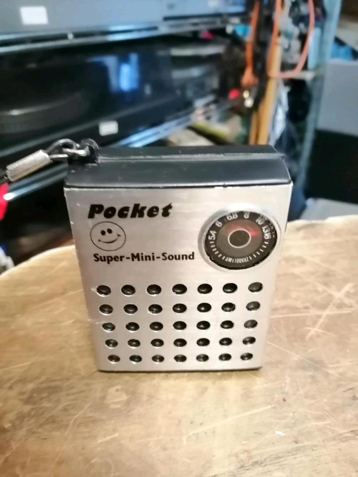 POCKET SUPER-MINI-SOUND FM, Transistorradio!!