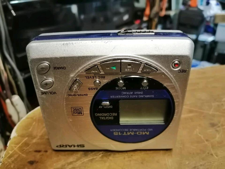 SHARP MD-MT15, Portable Minidisc-Recorder, DEFEKT!!!