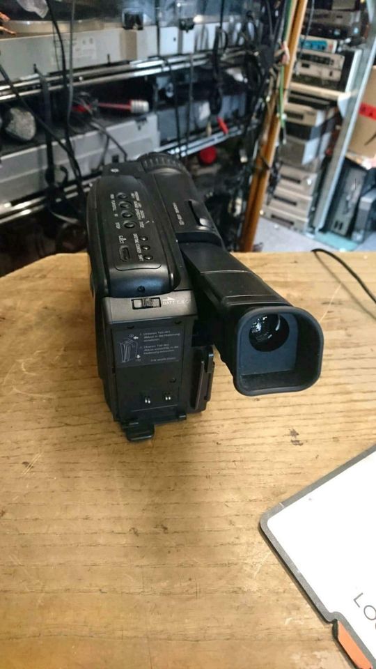 HANSEATIC VC800, Videocamera Video 8, mit Zubehör!