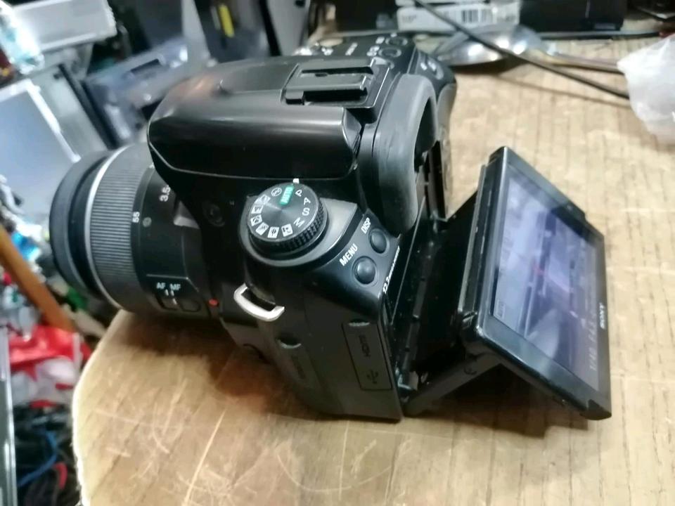 SONY ALPHA 500 Digitalkamera + SONY DT Objektiv + Zubehör!!