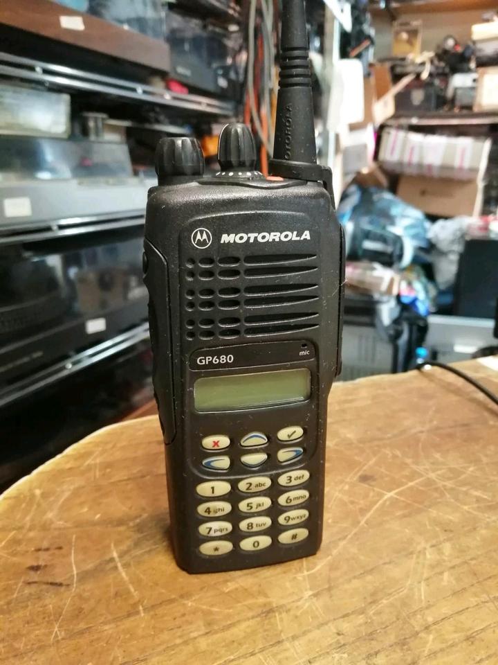 MOTOROLA ATEX GP680, Handfunkgerät, KEIN Ladegerät!!!