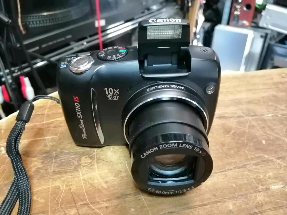 CANON POWERSHOT SX110, Digital-Kamera OHNE Speicherkarte!