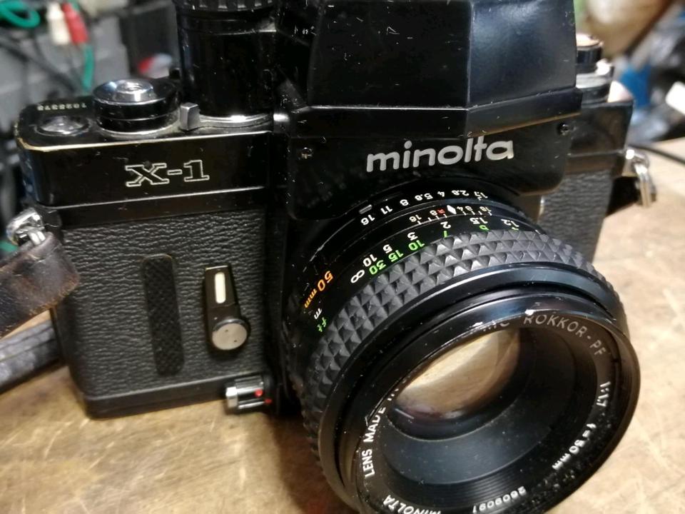 MINOLTA X-1, Analog-Kamera + MINOLTA MC ROKKOR Objektiv!!!