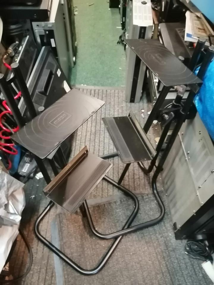 2 MAJA Boxen-Ständer, guter Zustand!!