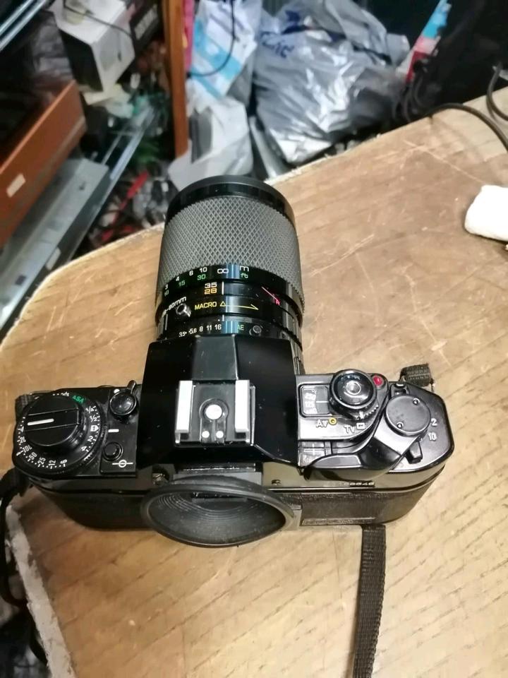 CANON A-1, Analog-Kamera + SOLIGOR Objektiv + B+W Linse!!