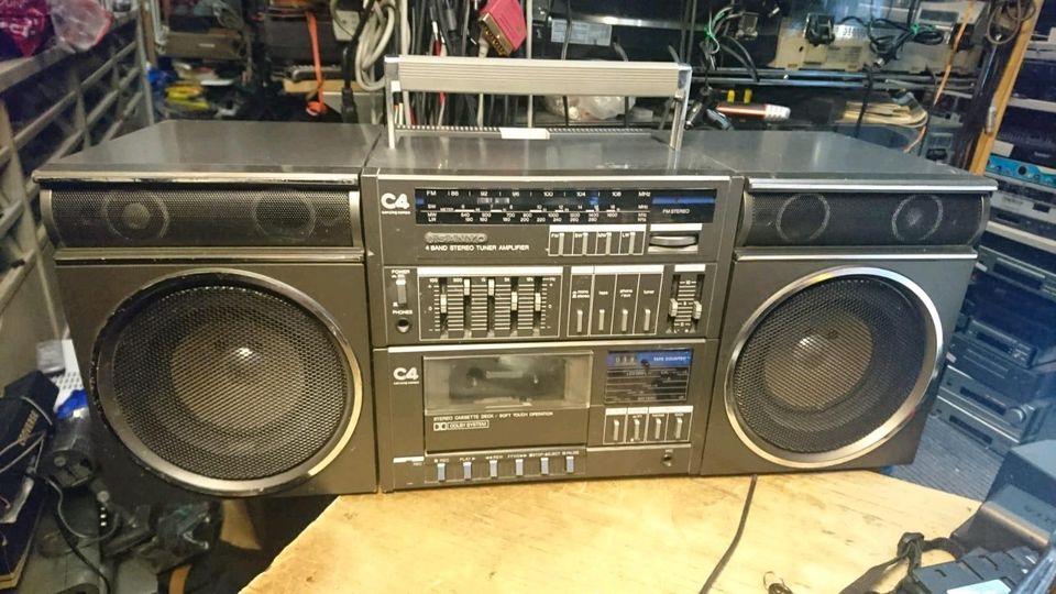 SANYO C4D, Radio-Cassetten-Recorder/Ghettoblaster