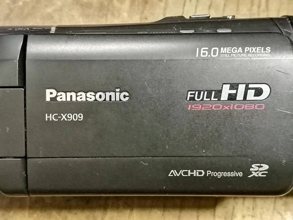 PANASONIC HC-X909, Digital Videocamera mit Zubehör Zubehör!!!