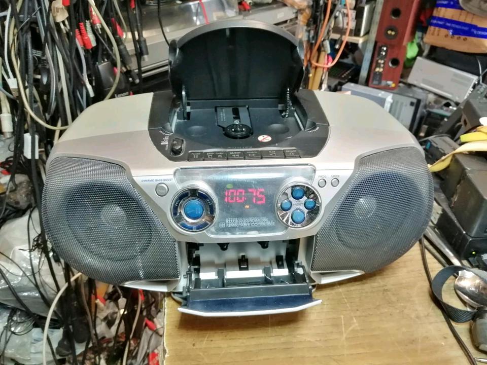 PHILIPS AZ1310/00C CD Radio Cassette-Corder, guter Zustand!!