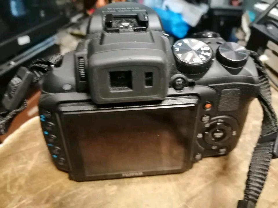 FUJIFILM FINEPIX HS35EXR, Digital-Kamera mit Zubehör!!