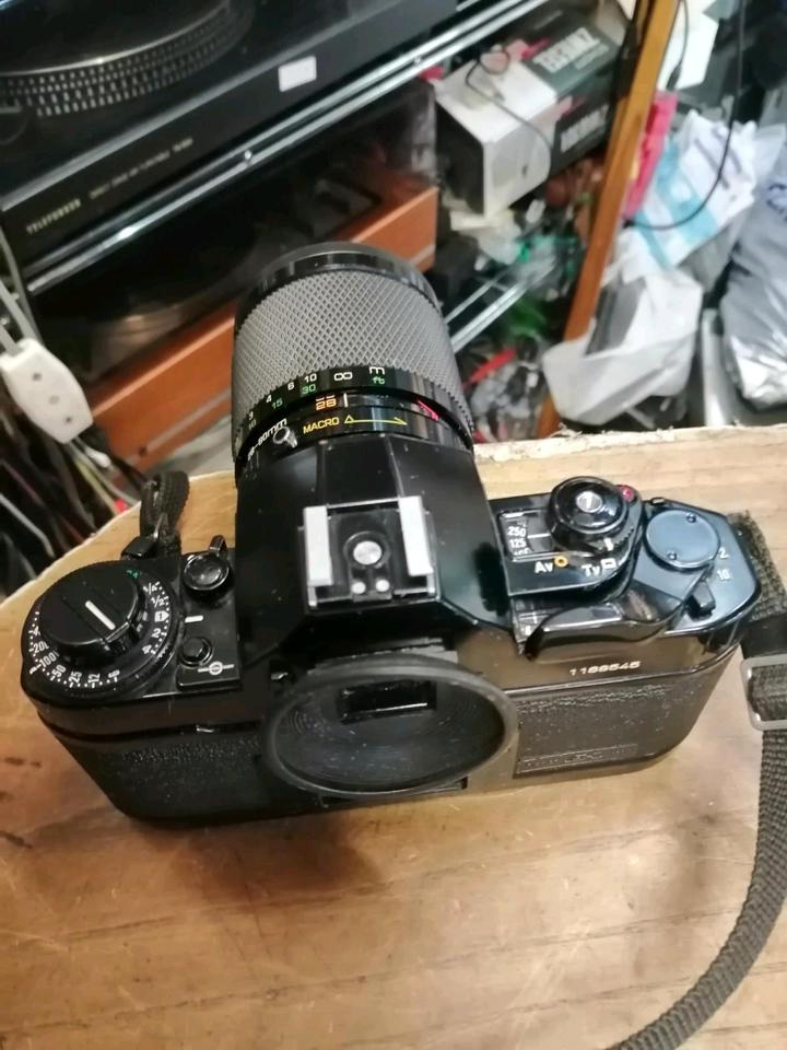 CANON A-1, Analog-Kamera + SOLIGOR Objektiv + B+W Linse!!