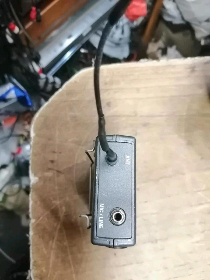 SENNHEISER SK300, Bodypack Digital Transmitter, OHNE Batterie!!