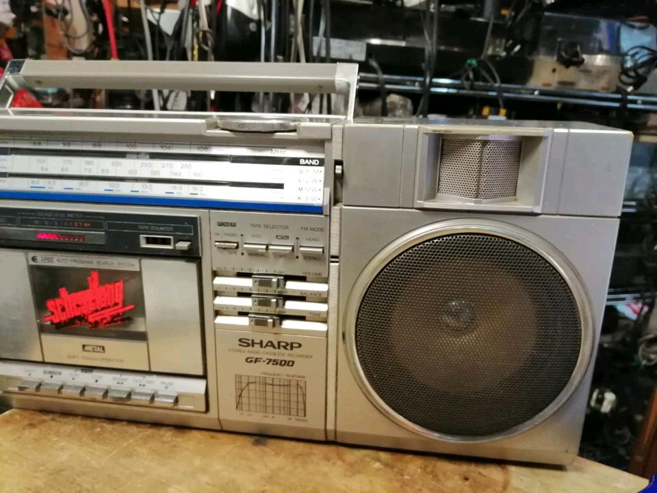 SHARP GF-7500H, Radio-Cassetten-Recorder, etwas DEFEKT!!!