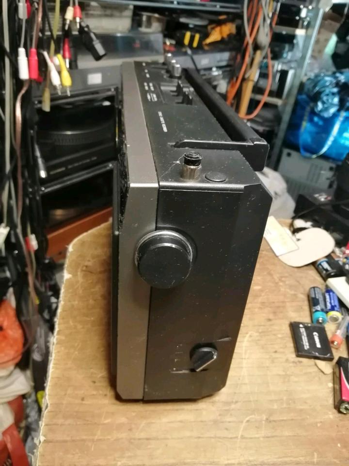 RFT SKR 701, Radio-Cassetten-Recorder, etwas DEFEKT!!!