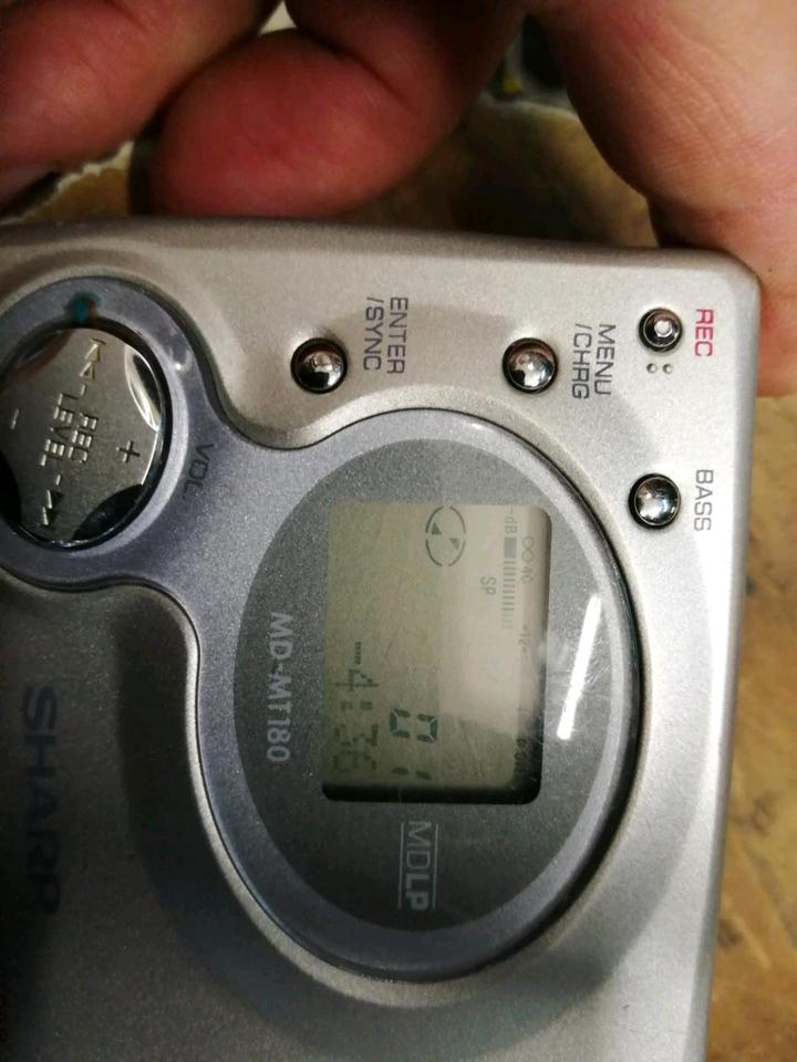 SHARP MD-MT180H(S), MiniDiscman mit Original-Adapter!!!