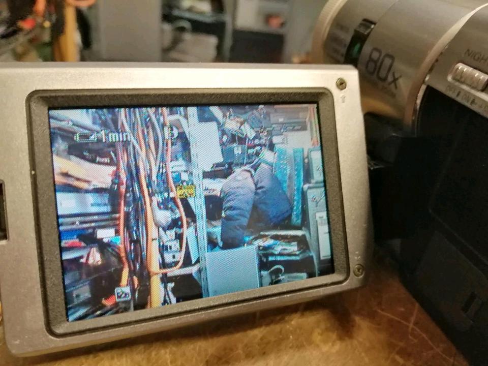 SONY DCR-TRV310E, Videocamera Hi8, Digital 8 und Video 8!!